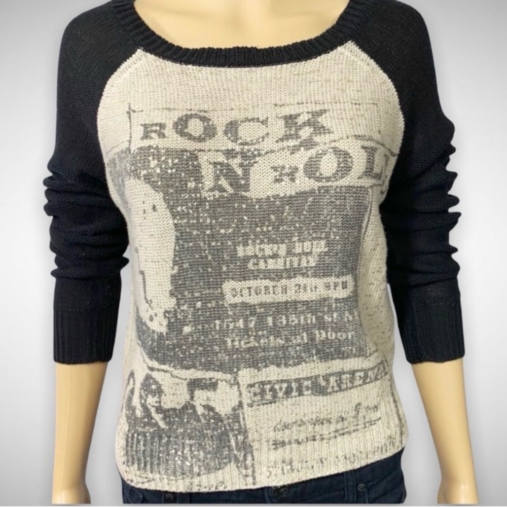 MUDD Rock N Roll Crop Pull Over Sweater - SM